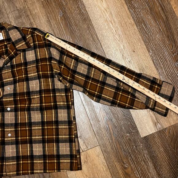 True Vintage 1960s Van Heusen Wool Loop Collar Plaid Flannel Shirt 16-L-16.5 - Picture 6 of 6